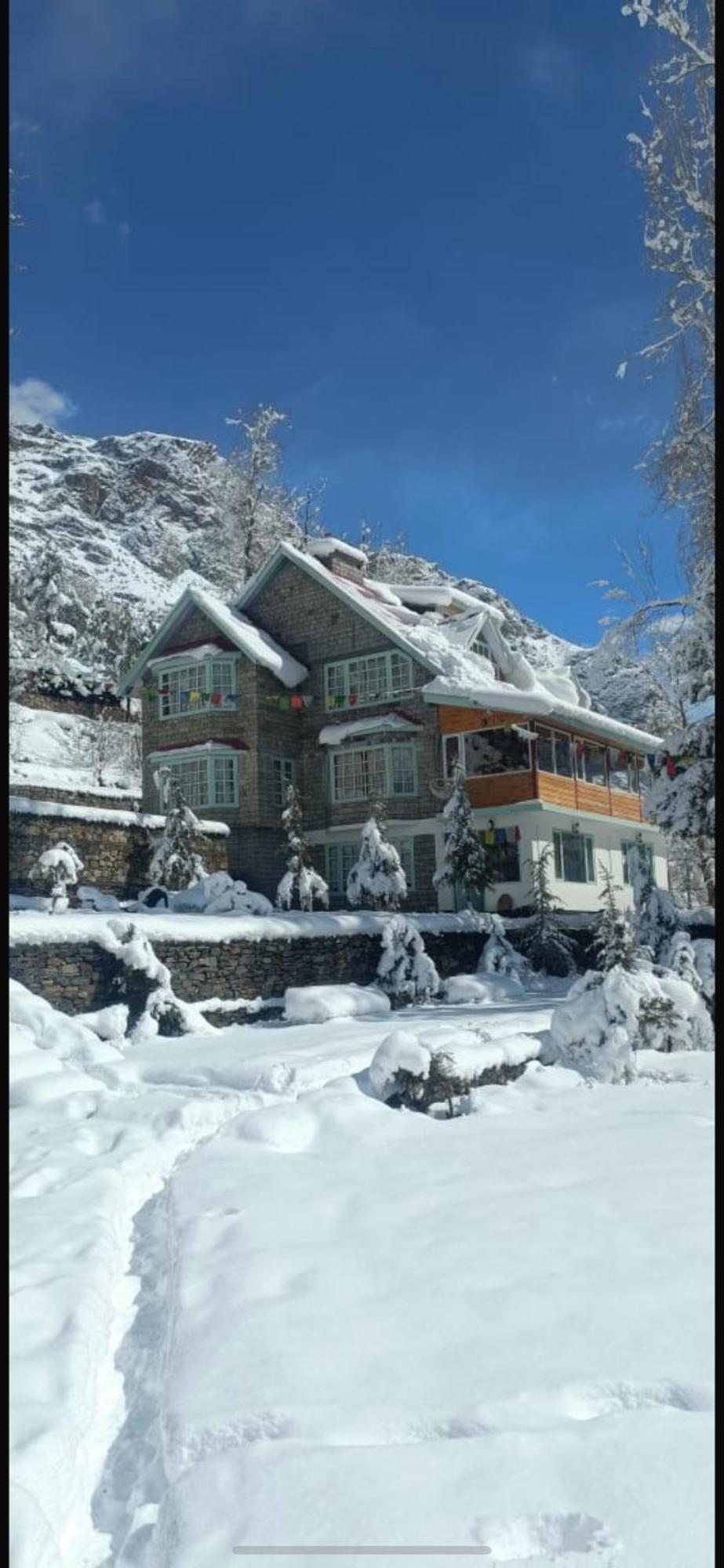 לינה וארוחת בוקר Jispa Gemoor Khar- Manor House מראה חיצוני תמונה