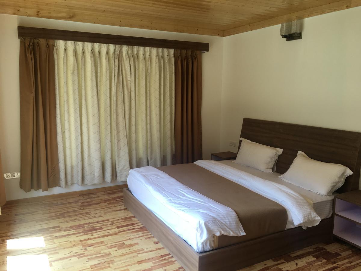 לינה וארוחת בוקר Jispa Gemoor Khar- Manor House מראה חיצוני תמונה