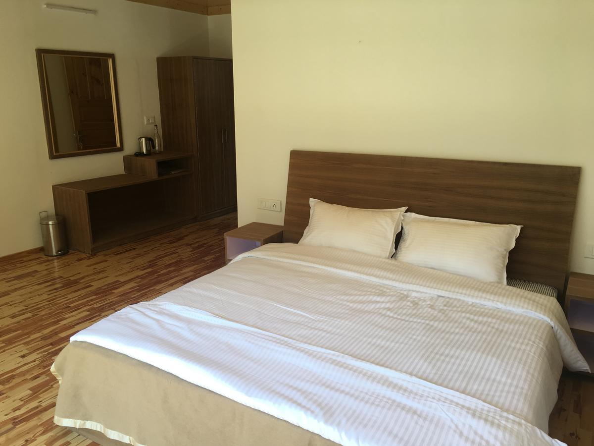 לינה וארוחת בוקר Jispa Gemoor Khar- Manor House מראה חיצוני תמונה